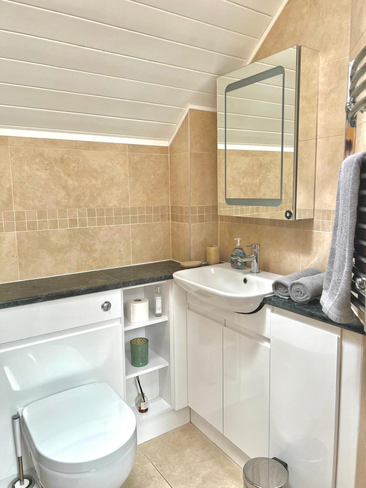 Nola Lodge Cirencester Kültér fotó